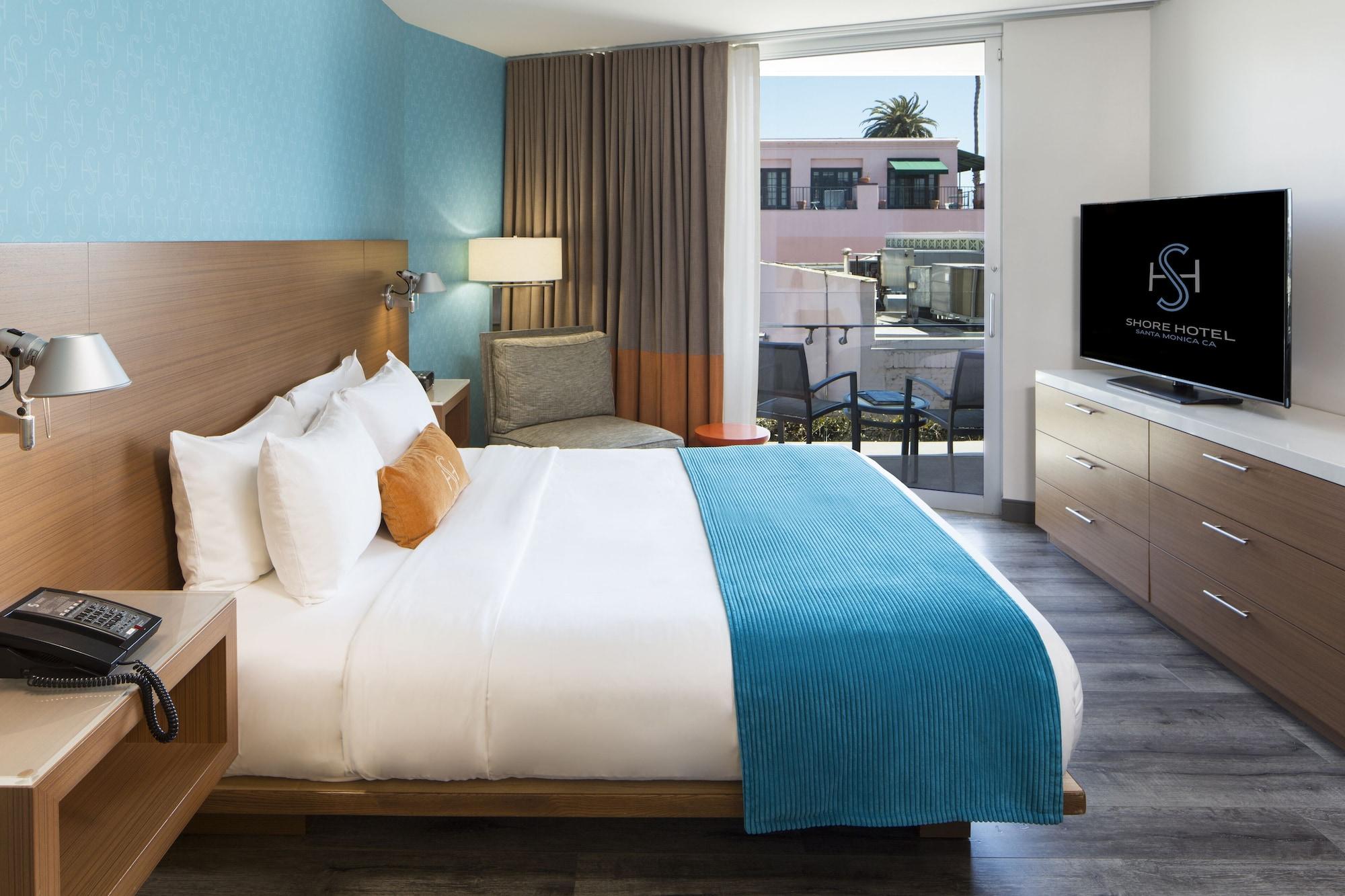 Hotel Shore 4*