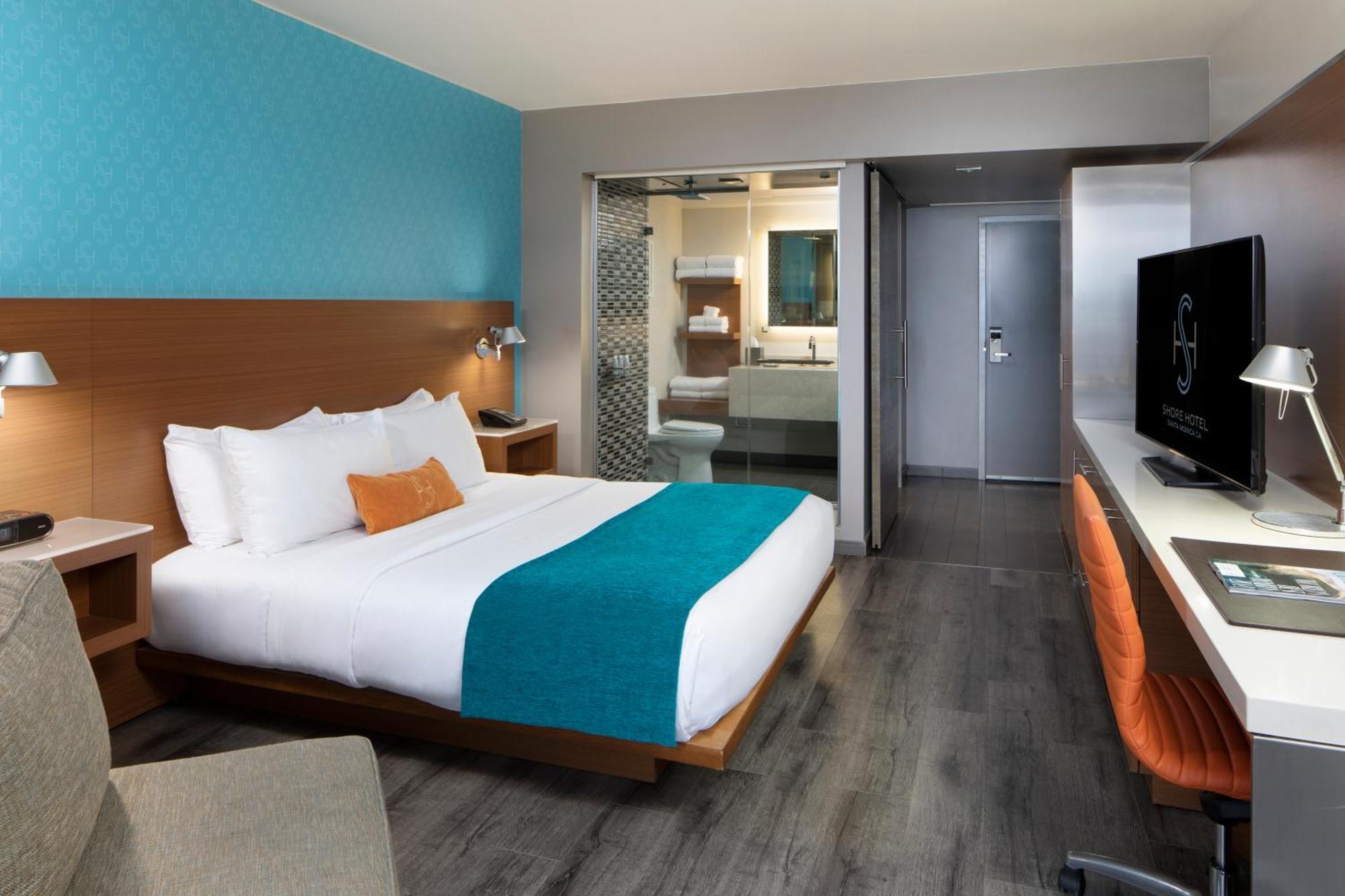 Shore Hotel